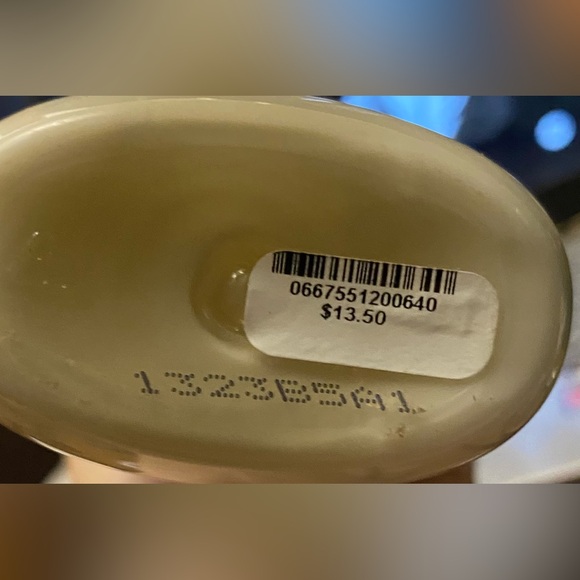 Brand new freshwater bath and body lotion - Picture 3 of 3